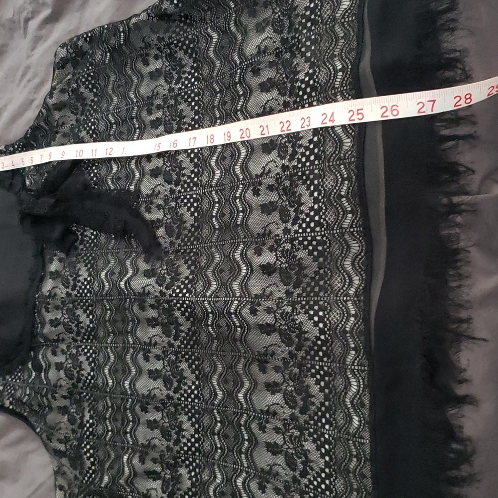 Cabi Lace Overlay Sleeveless Shirt Size L - Picture 10 of 11